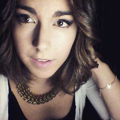 vivo en mi mundo de fantasía, y qué?           ¿Cuánto tiempo es para siempre? A veces... sólo un segundo...