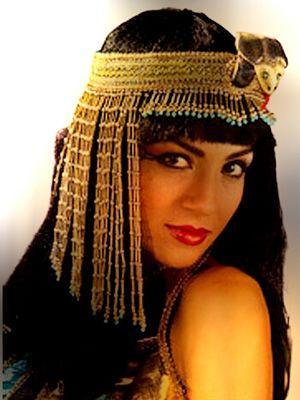 ‏‏عشقة الجنس واصبحا مصدر لجمع الاموال انا هنا للجاد متابعتي لك ليس اعجاب بل احب استطلاع الجاد يجي خاص وارسل شروطي ما ارد ع الخاص غير 100 موبايلي مرحبا باليز