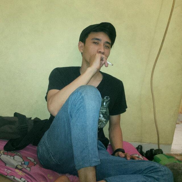 z_riez's profile picture. Pin:275715FB