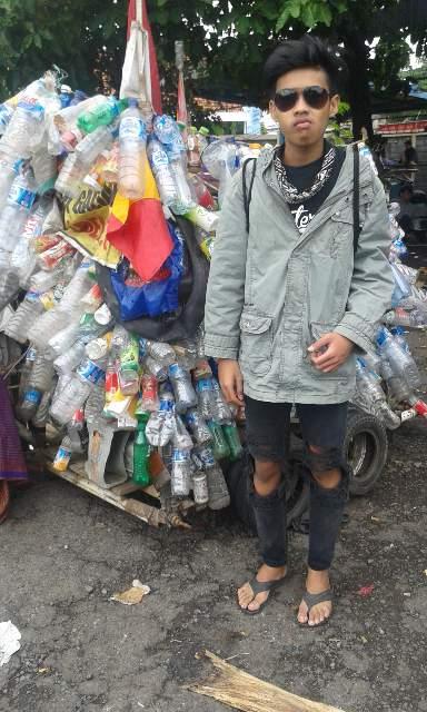 ilham_scoot's profile picture. Scooterist♠