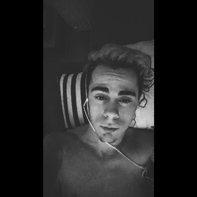 follow me on Instagram: dennis_svn
add me on Facebook: Dennis Svn

☺✌