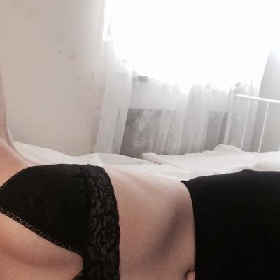 No, i am not thin. Yes i have an eating disorder.