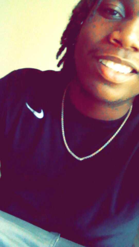 People only look down on you When they have to look up to ur MONEY#bank