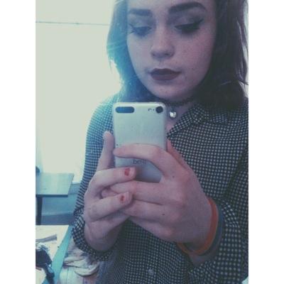 Hi I'm Grace and sometimes I like to think I'm cool but I'm really not.