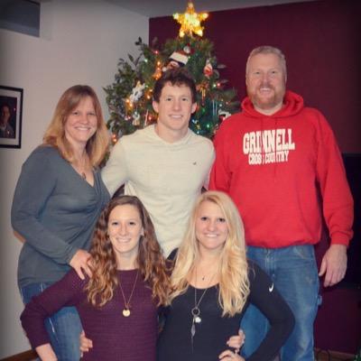 scottyburnell's profile picture. Snapchat: scottburnell34