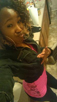 im gutta ass female , only fuckss with a few ; follow me ill follow back