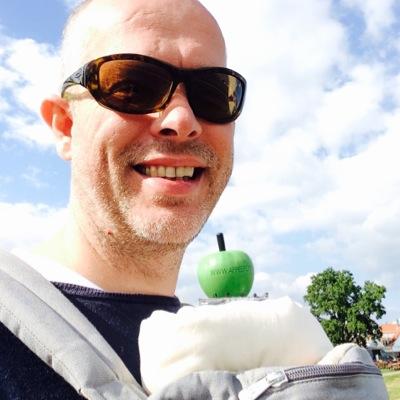 Vader - business development - sales - snowboarden - golf - muziek
