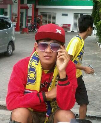 arizalsaputra42's profile picture. 