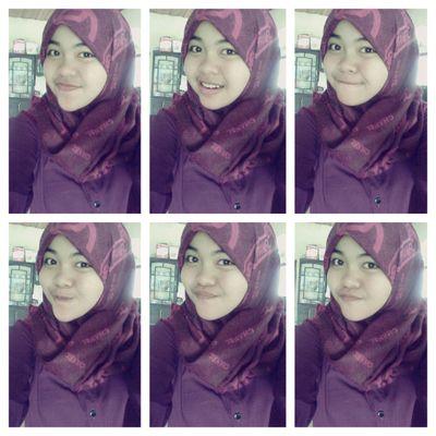 anggundewi_27's profile picture. 