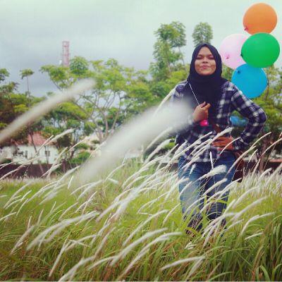 ntaanitaa's profile picture. '91 • Bsc in Chemistry• Quality Assurance Engineer POM • penganut 'Tuhan dan Usaha tak pernah menghianati' garis keras •