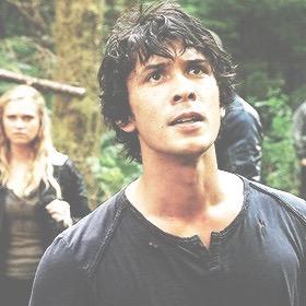 bellamy blake is one hot piece of shit