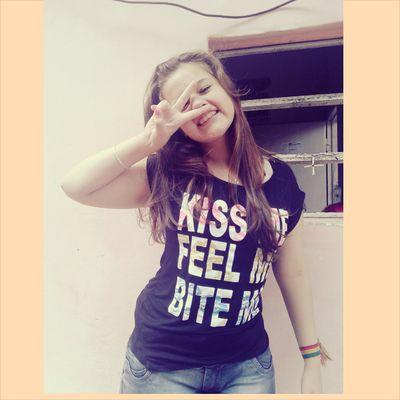 MayraLaAzulgran's profile picture. Mahomie