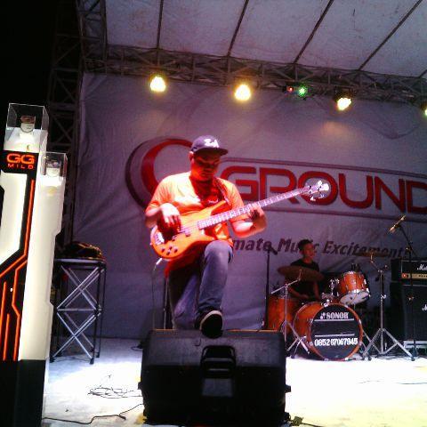 Work as Musicians..Graduated From UNPAD- English Departement