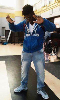 #YOUNG NIGGA GETTING MONEY STAYIN L.O.E        R.I.P SMUSH R.I.P BAM   12:15:5 32shyt