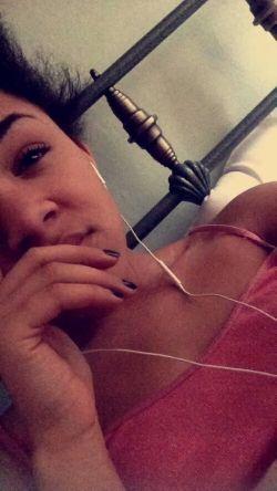 jazzy433's profile picture. hey im jazz  im a bit crazy at times but it dont matter , l love food and pugs  and youtubers e.g  zoella , joe sugg ,pointlessblog, ect  stay happy xx