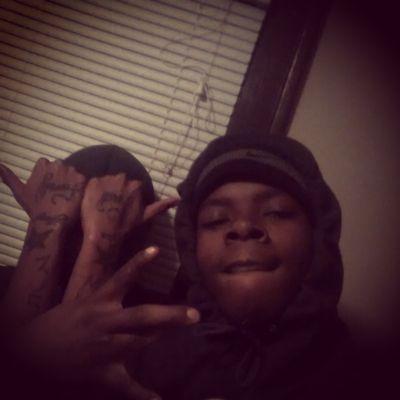 9_3rdwall's profile picture. GAS TEAM 3RDWALL FR33 EDDIEB CHUCKY D GANGTER DRE R.I.P AL MYLO RICKEY NEPH MARVIN

HIT ME @ LIL3RDWALL ALL SMACK SMACK WHEN I SEE  U SUCC FROM THA OTHER SIDE