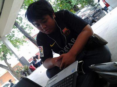 Life is Never Flat |177 '09 | 63 '12 | UNJ's History Education | FC Barcelona Indonesia !!