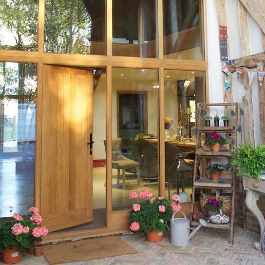 Painting, decorating, consevatory and window cleaning, garden clear ups, handyman services. Husband, Father and Westie owner.