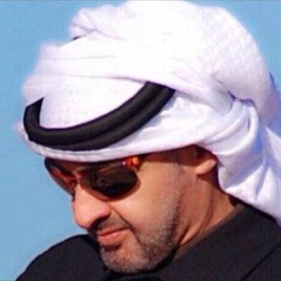انتمي لدوله شعار قائدها( وَاعْتَصِمُوا بِحَبْلِ اللَّهِ جَمِيعًا وَلَا تَفَرَّقُوا) فأسس مجلس التعاون الخليجي رحمك الله يازايد الخير