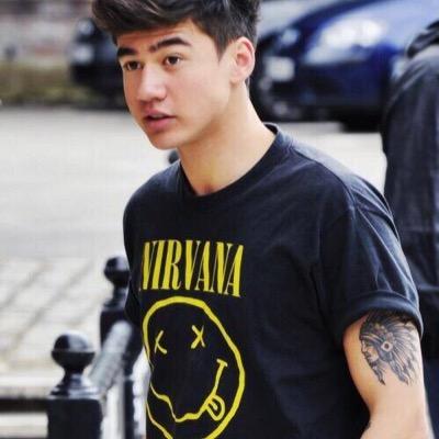 free follow from @hornyforlashton