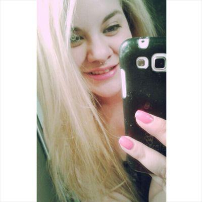 itsmepamm_182's profile picture. 