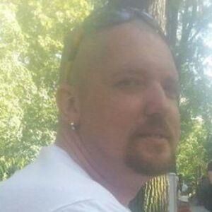 manrichter's profile picture. 