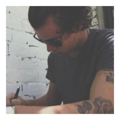 follow @flaviostyles she follows back 100%!! plus she just gave you a free follow