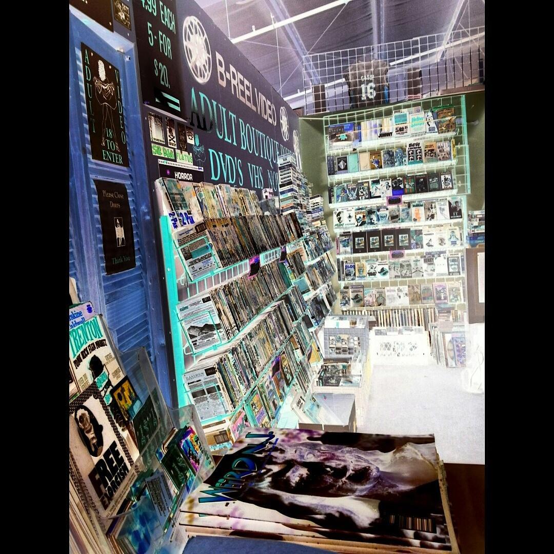 Ma & Pa Video Store in NJ. Back to the 80s! We carry VHS, laser discs, DVDs. Horror, Sci-fi, Classics. We also carry Adult DVDs & VHS.