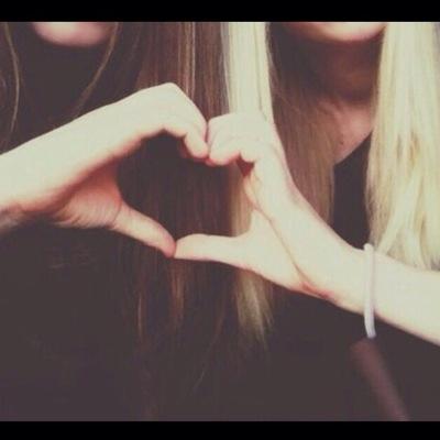 • [ Lisette ] [ 16 jaar ] • [ Just because something isn't happening for you right now, doesn't mean that it will never happen. ] ♡ •