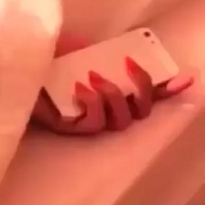 دنيا فانيه .