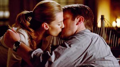 i am very very very fan of castle end of nathan, but i am french