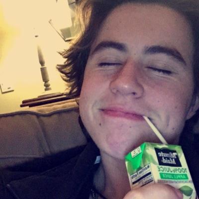 FOLLOW @tbhjacobgrier ♡♡♡♡♡♡♡ 
jacob follows that account ♡ i follow back lovelies ☺️