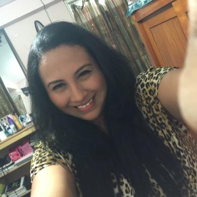 Ingrid_MartzB's profile picture. 