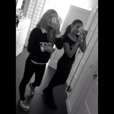 nikkiikuss_ Profile Picture