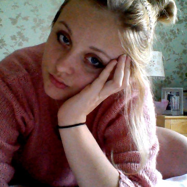 addyAndreea's profile picture. Collector of train tickets, bird feathers and stickers. 
The kids call me 'Miss Andreea'.