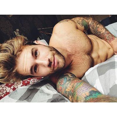 Gonzalo Funder
single;22