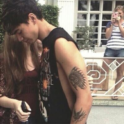 look at photos to see all of the lockscreens//5 lock screens per day!
