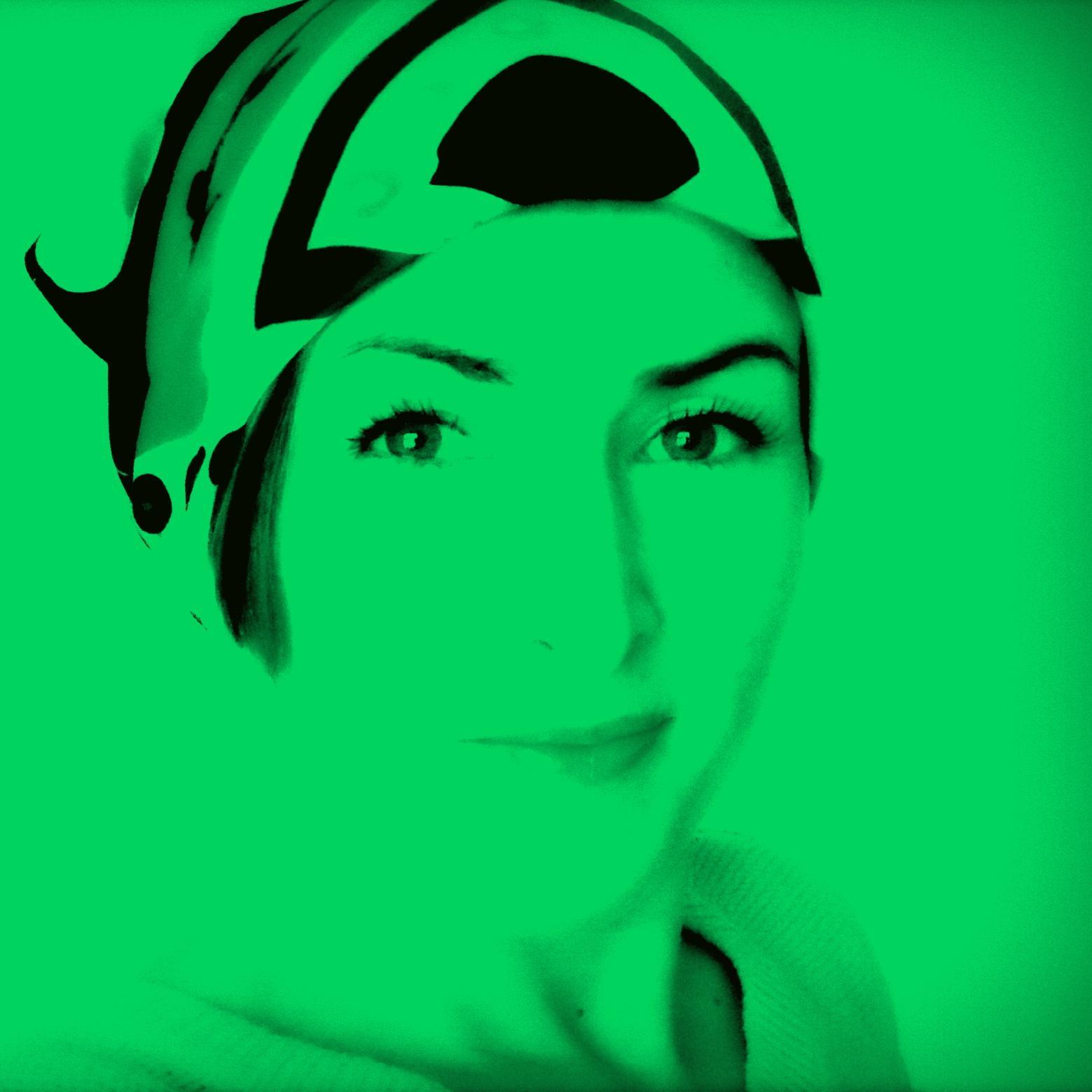 Events professional, Brighton enthusiast, seafront cyclist, composer of lists, and coffee connoisseur :-)