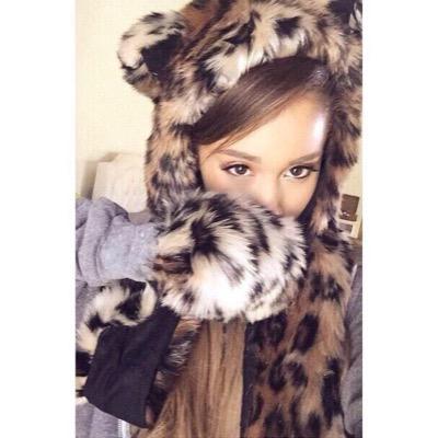 follow  @awkval