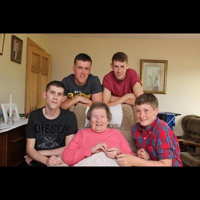 Nenagh Tipperary 📍
Apprentice Carpenter 🔨
Golf, Hurling,
Coursing 🔴⚪, 
Horse Racing,
Shooting