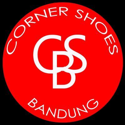 Menjual berbagai merk sepatu 
INFO / ORDER  :
BBM : 7CF3094A WA  : 085721157423 Line : cornershoesbdg
IG : CornerShoesBandung 

Open order : senin-sabtu