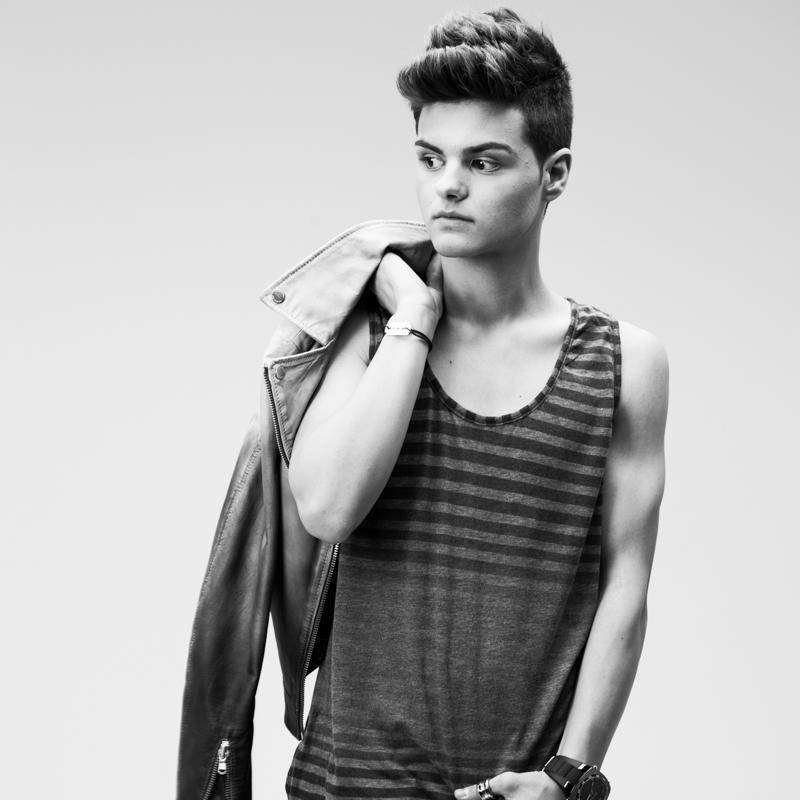 Cuenta Oficial De las Abrahamers, en especial las Dominicanas | Administradora: @SoyAlondraH | Creado el 28/12/2014 | Amamos La Musica, Quien No?