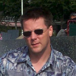 Hello all my name is Salomon Agustsson 
i'm owner of 3 websites 
http://t.co/Hm02ODotXs this is my TE
http://t.co/EmDd0K9f3g this is my PTC
http://income100