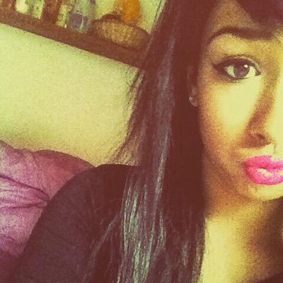 MaaryineYmcmb's profile picture. #TeamNabilla #TeamBeliebers ! ♥