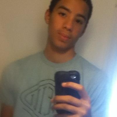 Skater
Freshman@ Northeastern High School
5'11
Snapchat: Christofa15
Kik: Christofa15