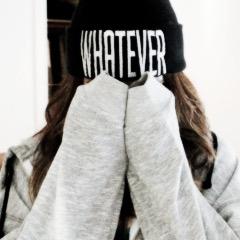 ITS A FREE FOLLOW FROM @winchester_sis GO AND FOLLOW HER PLEASE. SHE WILL FOLLOW BACK IF YOU ASK