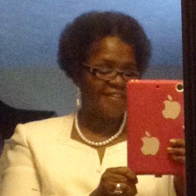 estoriao's profile picture. Instagram: @jeanie_o