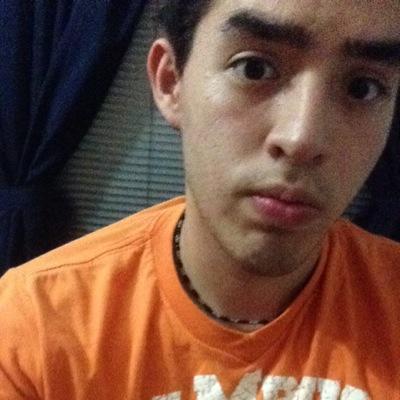 Cuasi abogado en la mitad de la carrera del conocimiento de las leyes para aplicarlas ante la injusticia que azota al pueblo venezolano, por cierto, gocho