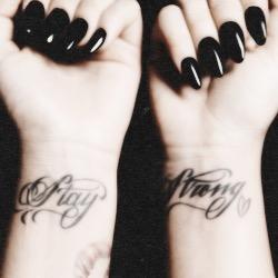 hi, my name is alexa and im here to help you. if you need to talk dm me...love you 
#StayStrongLove