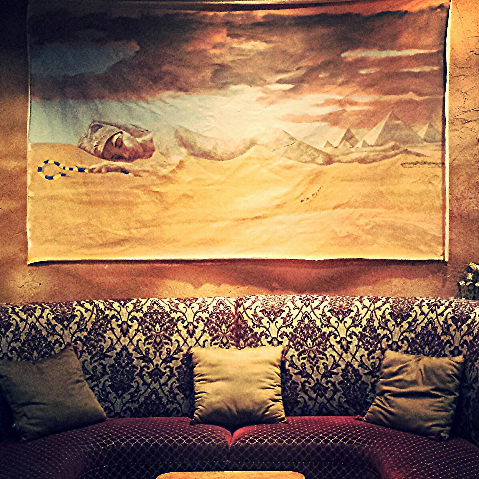 Beverly Hookah is a world-class hookah lounge located in the heart of Los Angeles, California. (323) 660-8200